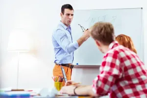 Jak wybrać dobry kurs na spedytora